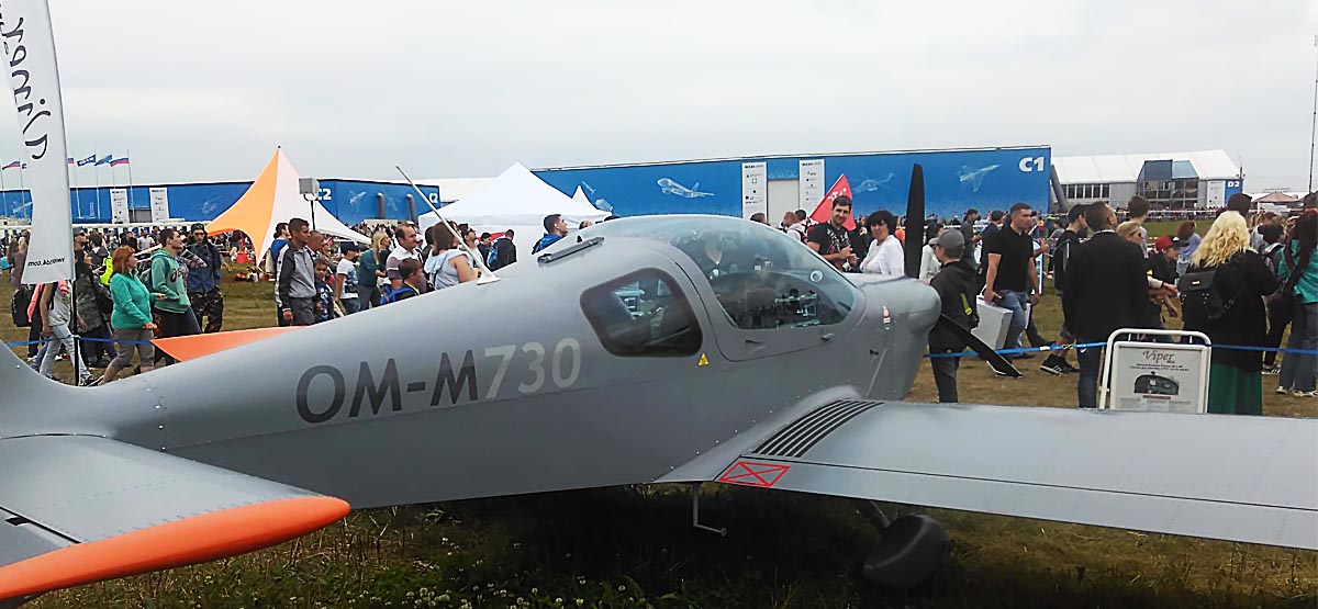 MAKS Moscow 2017 - TOMARK AERO | Viper SD4 and Skyper GT9 light